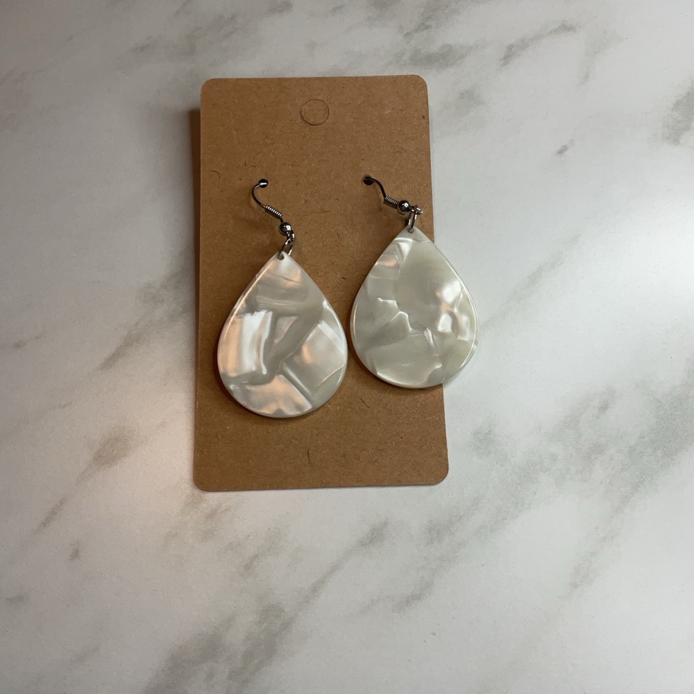 Elegant Teardrop Faux Pearl earrings